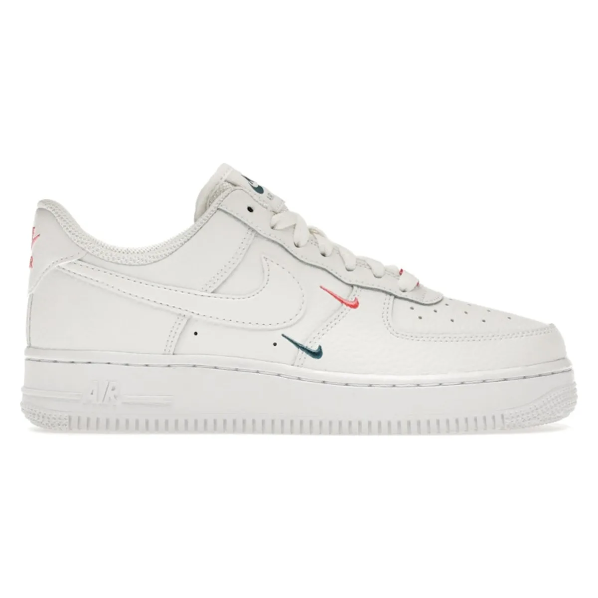 Nike WMNS AIR FORCE 1 '07 ESS "Summit White"