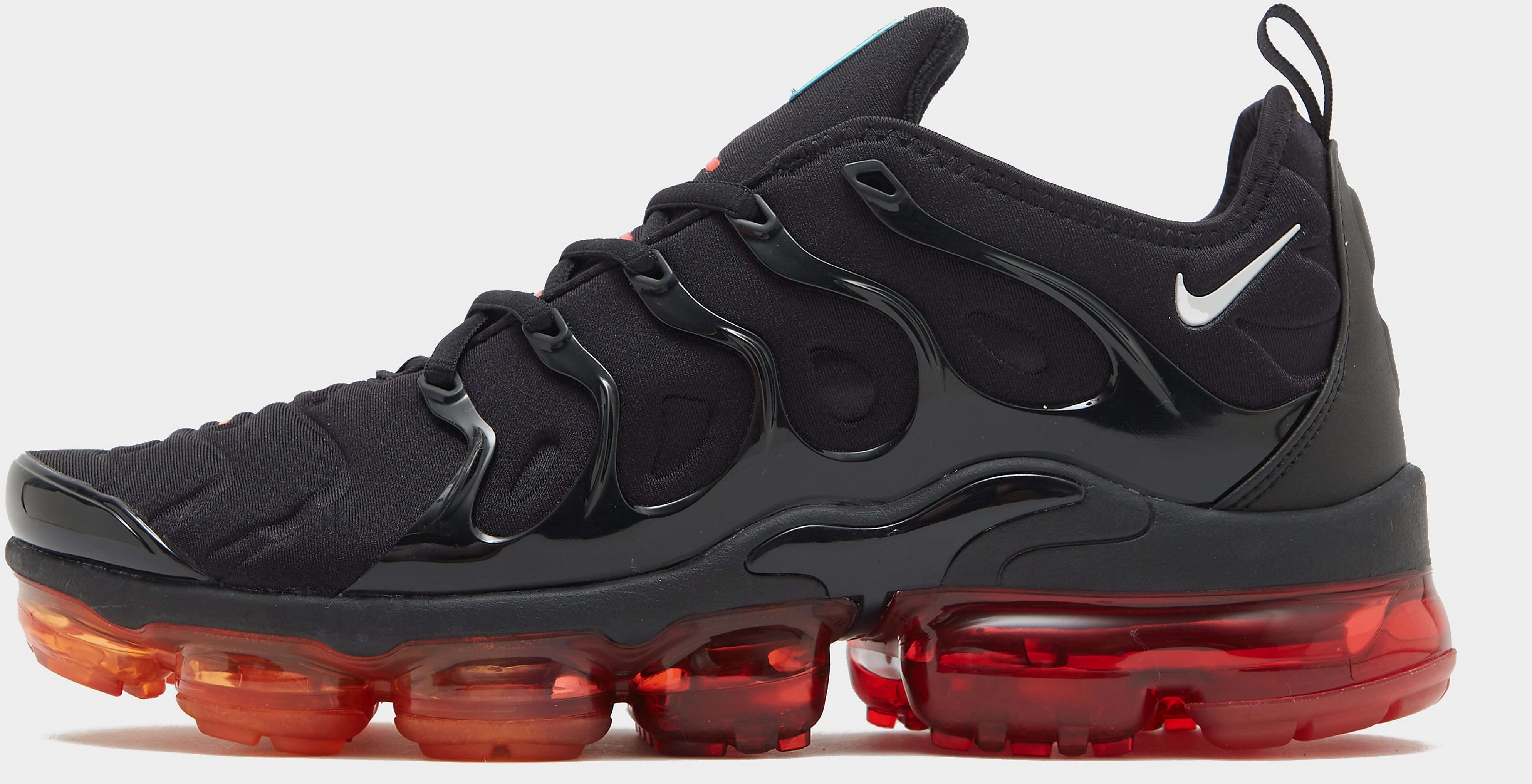Nike Air VaporMax Plus Black Light Smoke Grey Magma Orange