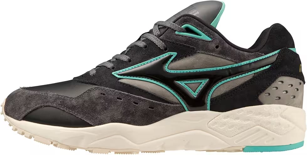 Mizuno x Footpatrol Contender Grey