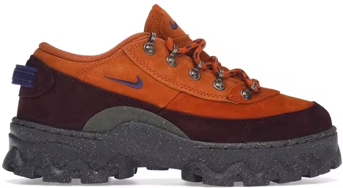 Nike WMNS Lahar Low Sport Spice Beetroot