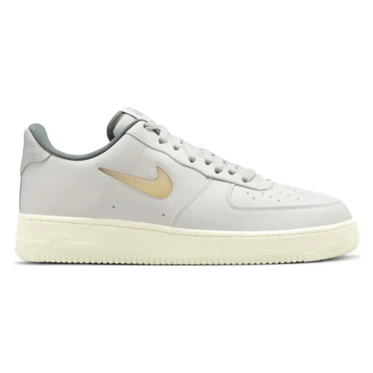 Nike Air Force 1 Jewel "Pale Vanilla"