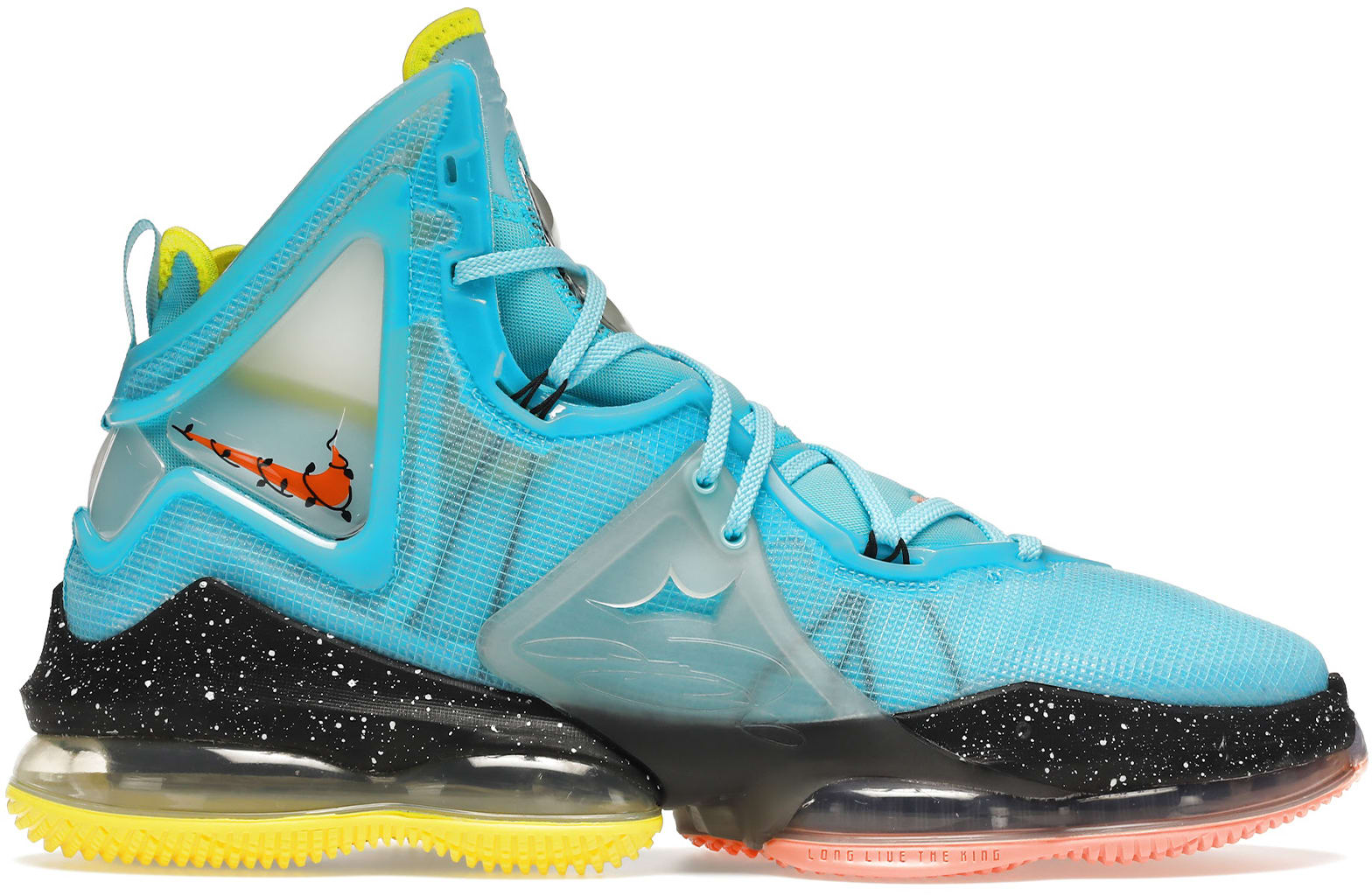 Nike LeBron 19 Christmas