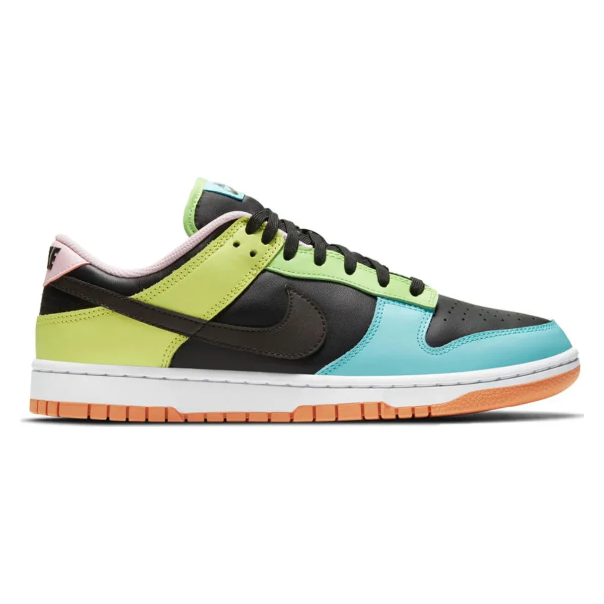 Nike Dunk Low SE "Free 99"