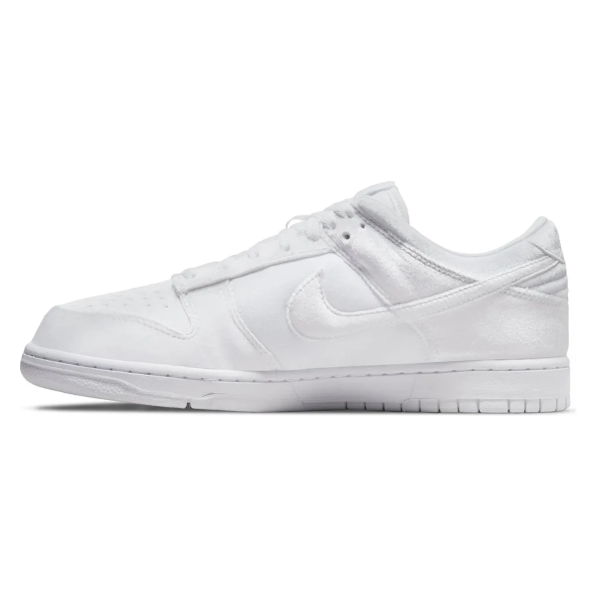 Nike x Dover Street Market Dunk Low Triple White