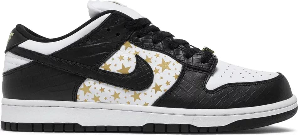 Supreme x Nike Dunk Low OG SB QS "Black"