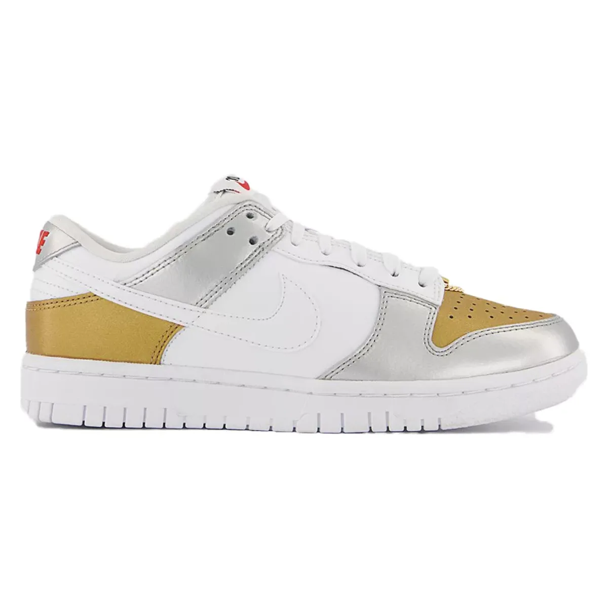 Nike Dunk Low SE WMNS "Metallic"