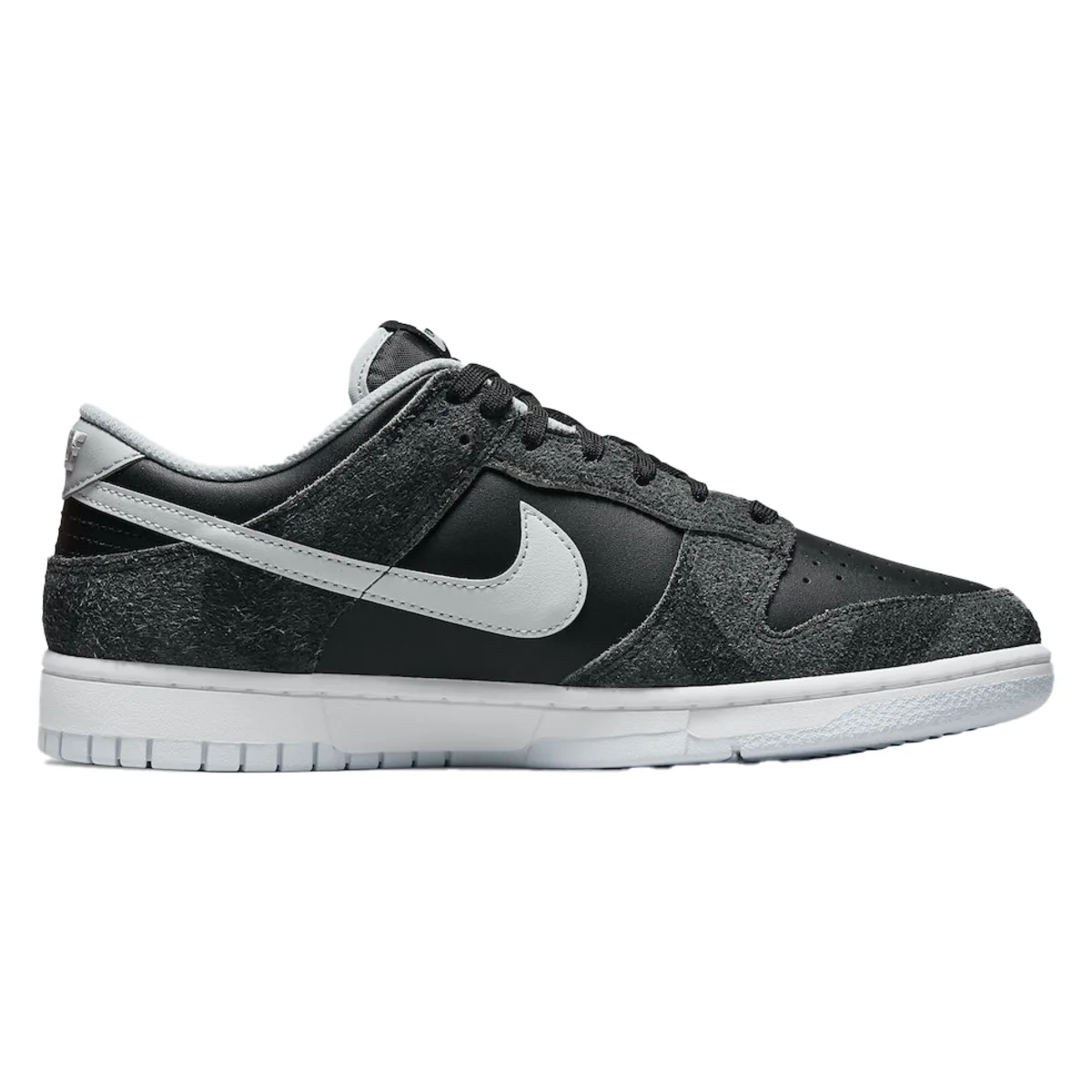 Nike Dunk Low "Zebra"