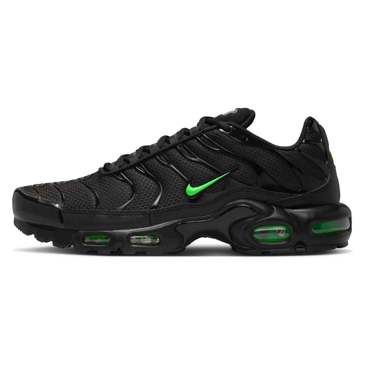 Nike Air Max Plus "Black Green Strike"