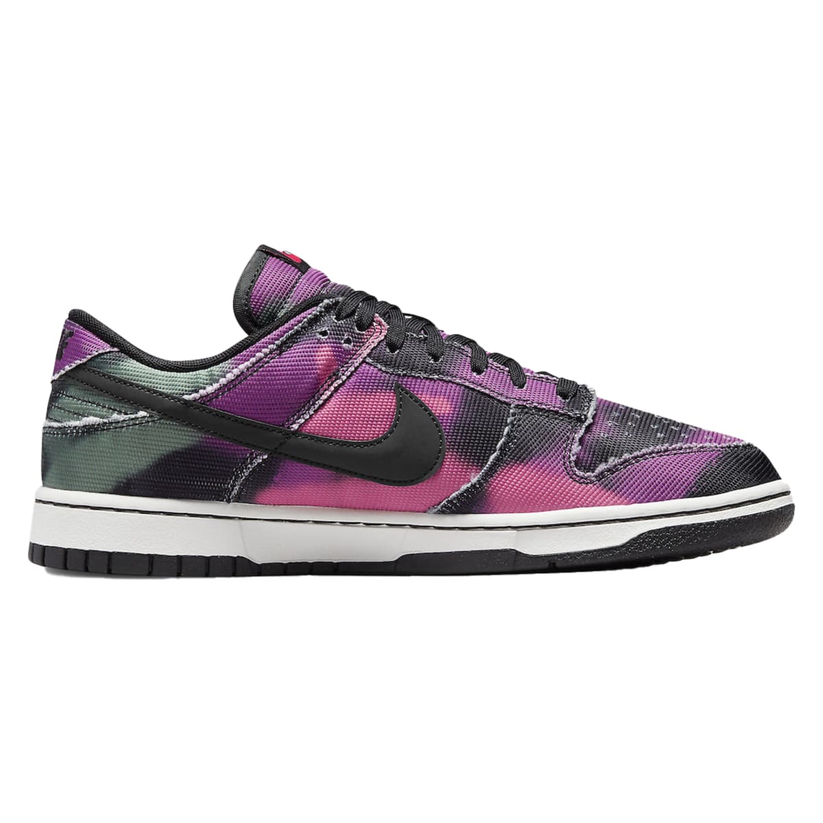 Nike Dunk Low "Graffiti"