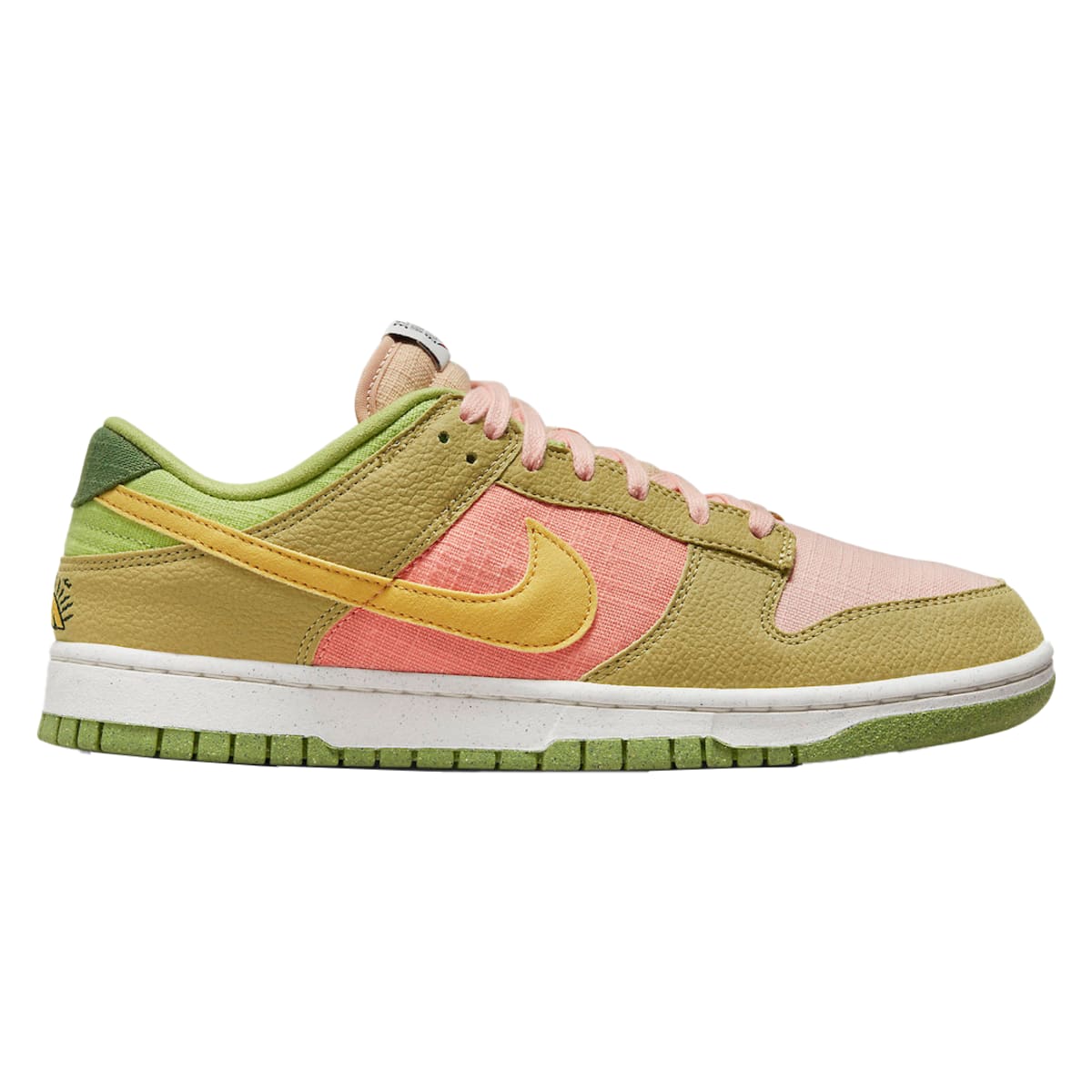 Nike Dunk Low "Nike Sun Club"