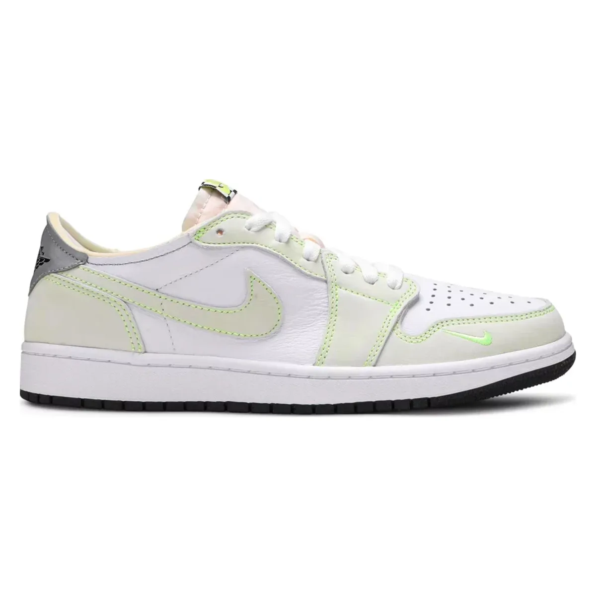 Air Jordan 1 Low OG "Ghost Green"