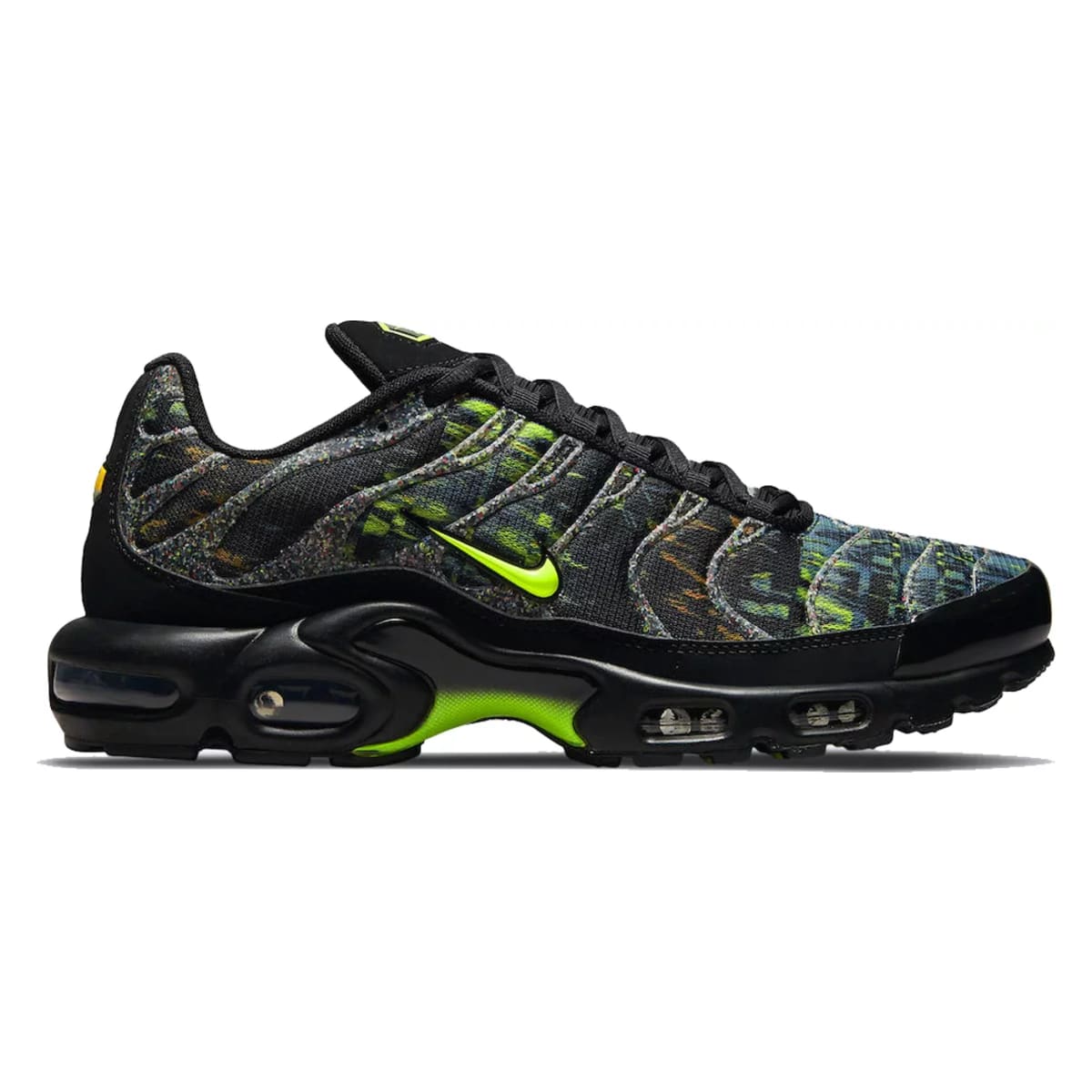 Nike Air Max Plus Sustainable "Black Volt"