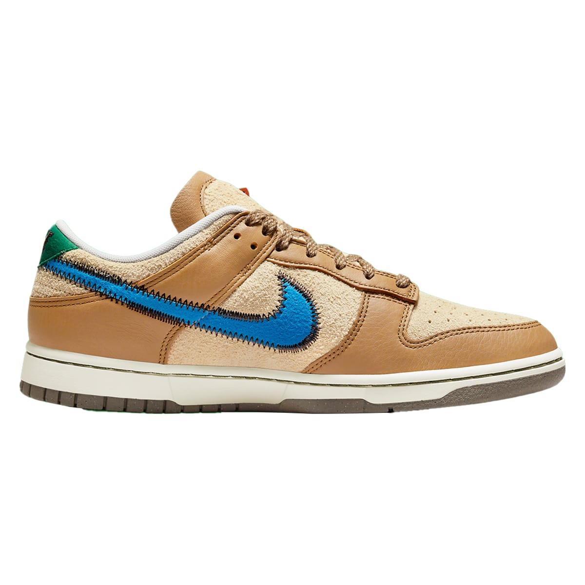 size? x Nike Dunk Low "Dark Driftwood"