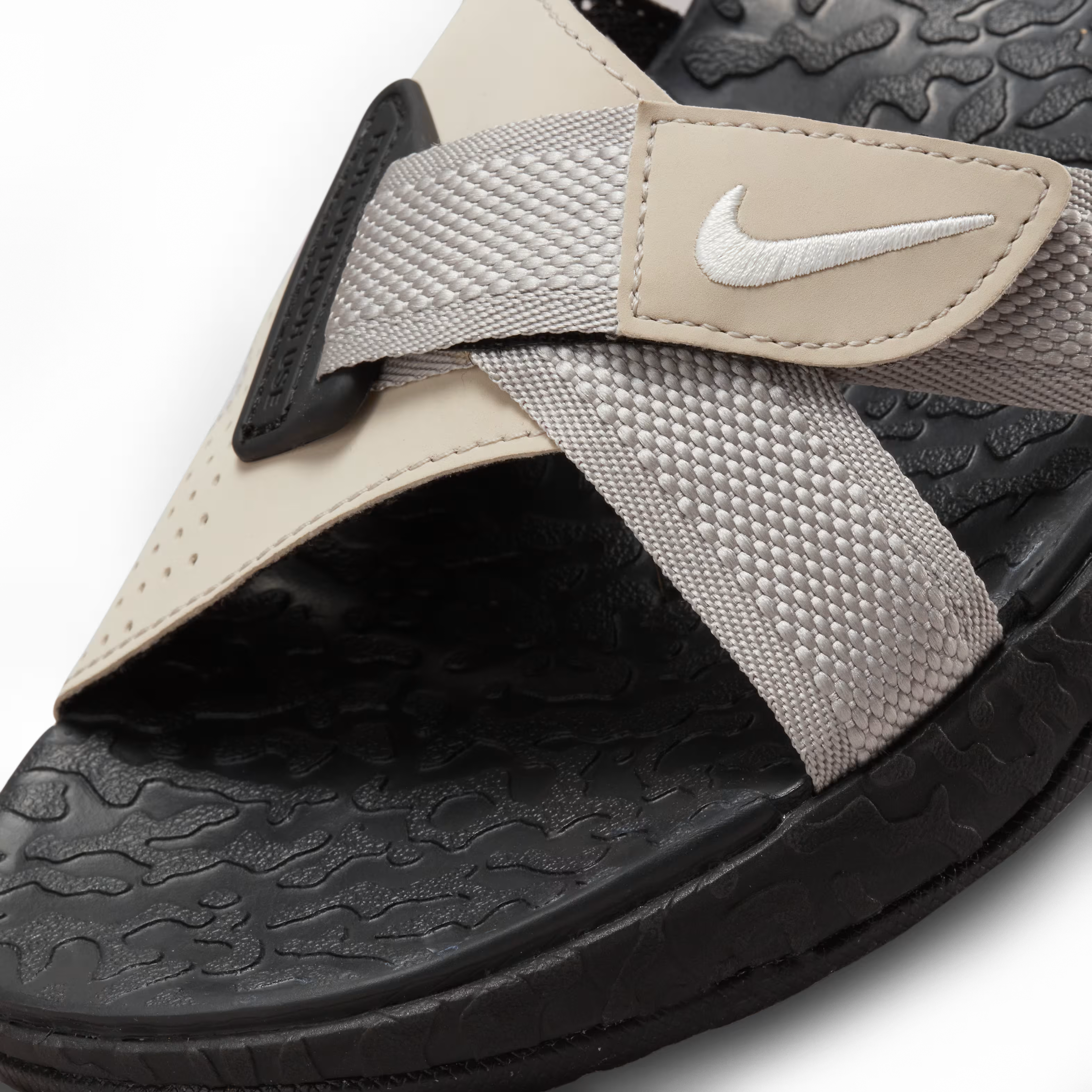 Nike ACG Air Deschutz+ Light Iron Ore Rust Oxide