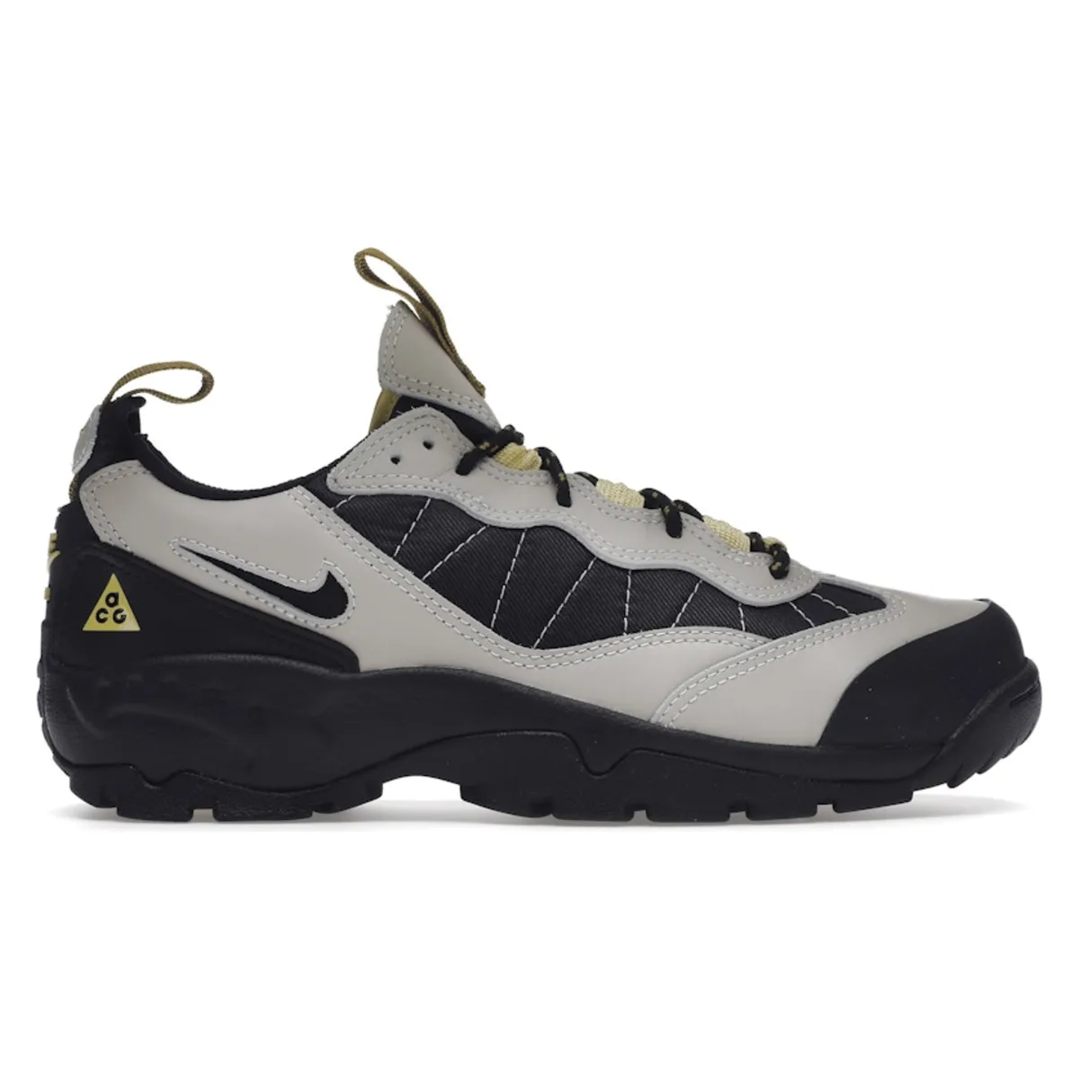 Nike ACG Air Mada Low Light Bone Black Celery