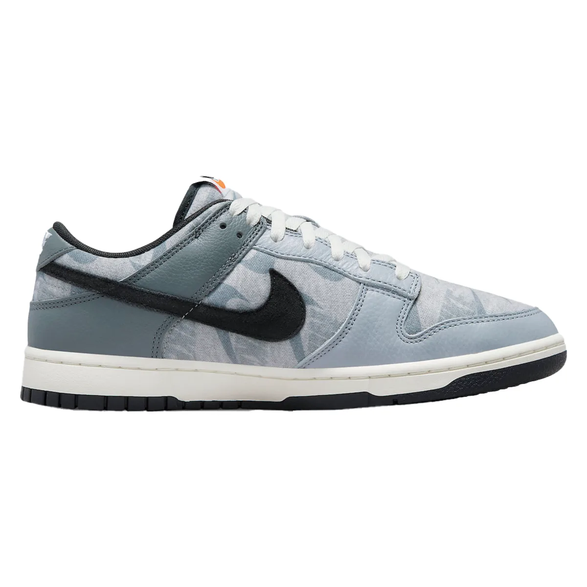 Nike Dunk Low SE "Copy Paste"