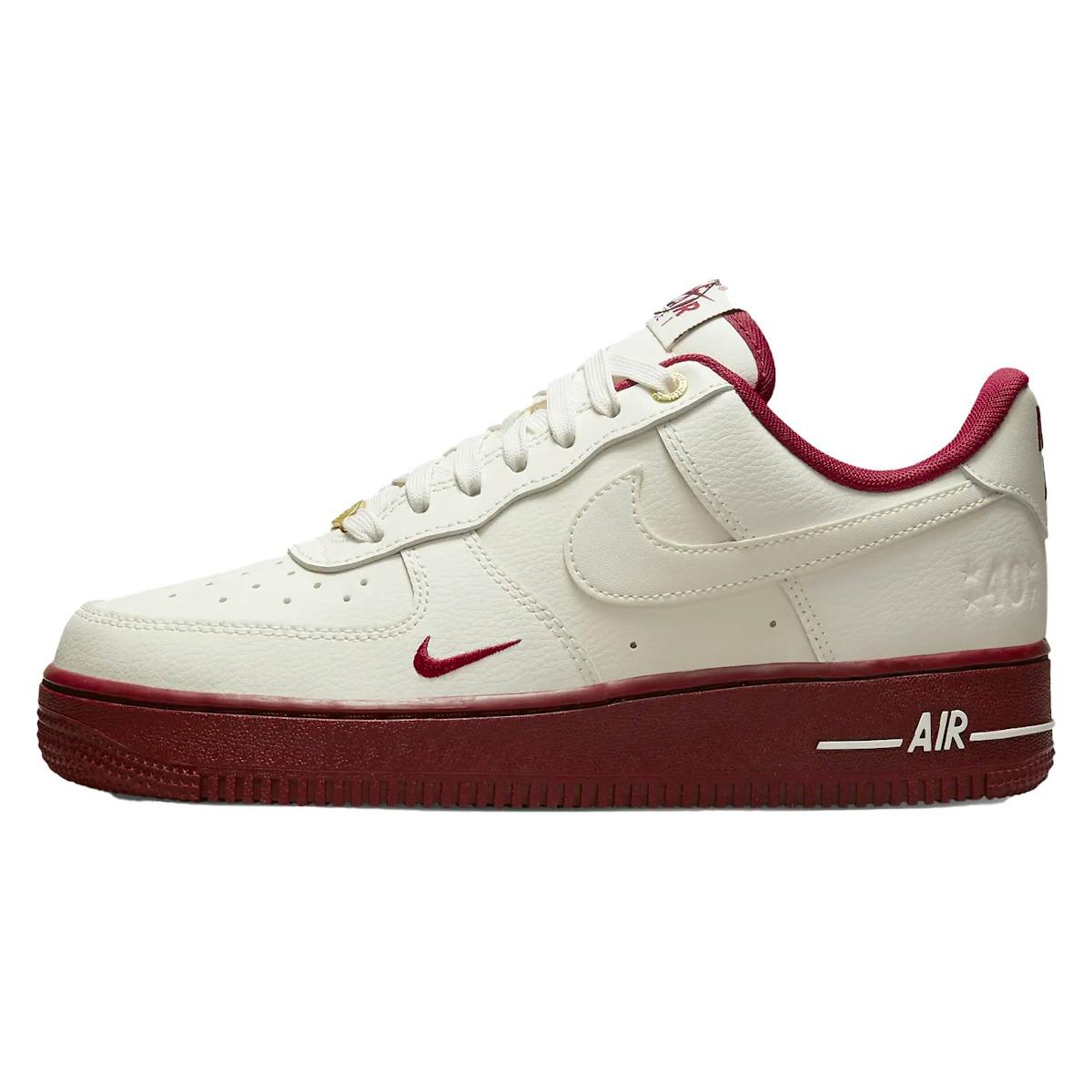 Nike Air Force 1 '07 SE "Team Red"