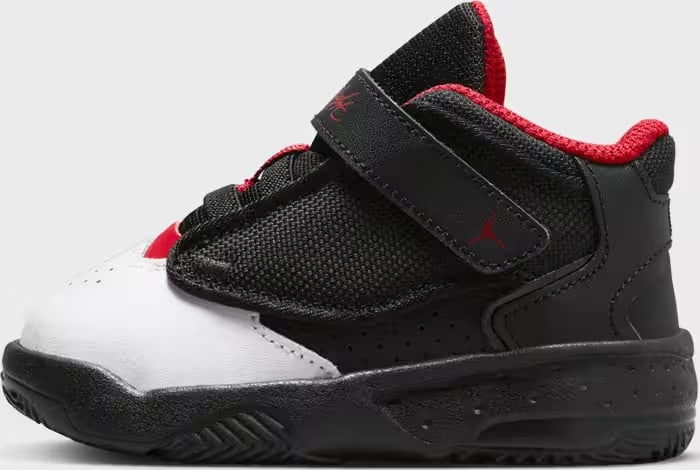 Jordan Max Aura 4 Black White Gym Red (TD)
