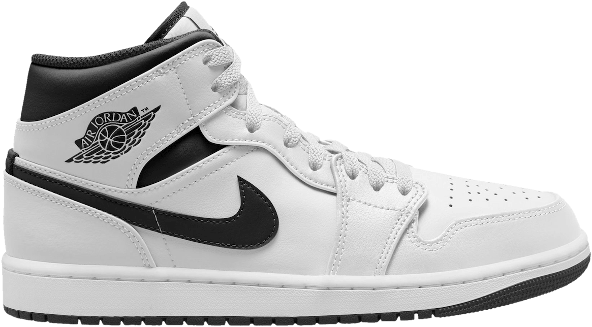 Jordan trainers black and white hotsell