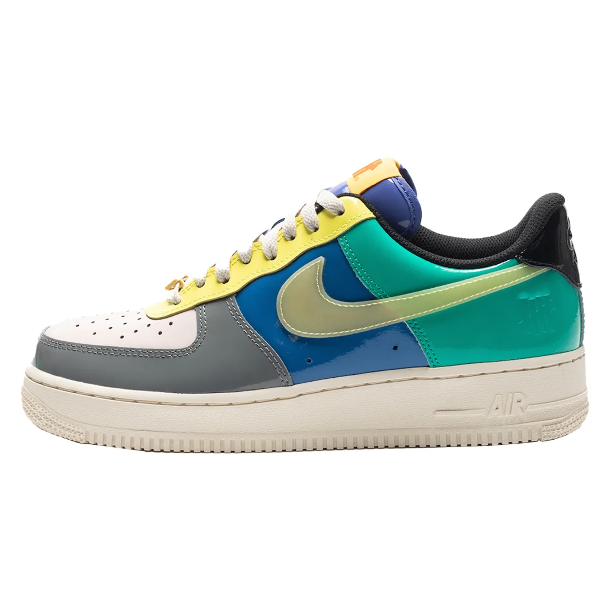 Undefeated x Nike Air Force 1 Low