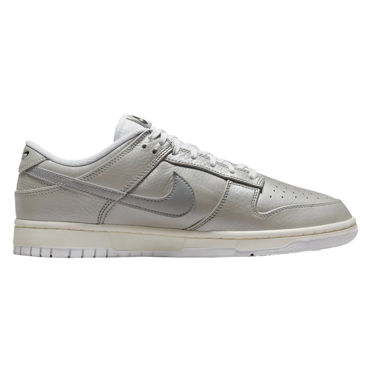 Nike Dunk Low "Metallic Silver"