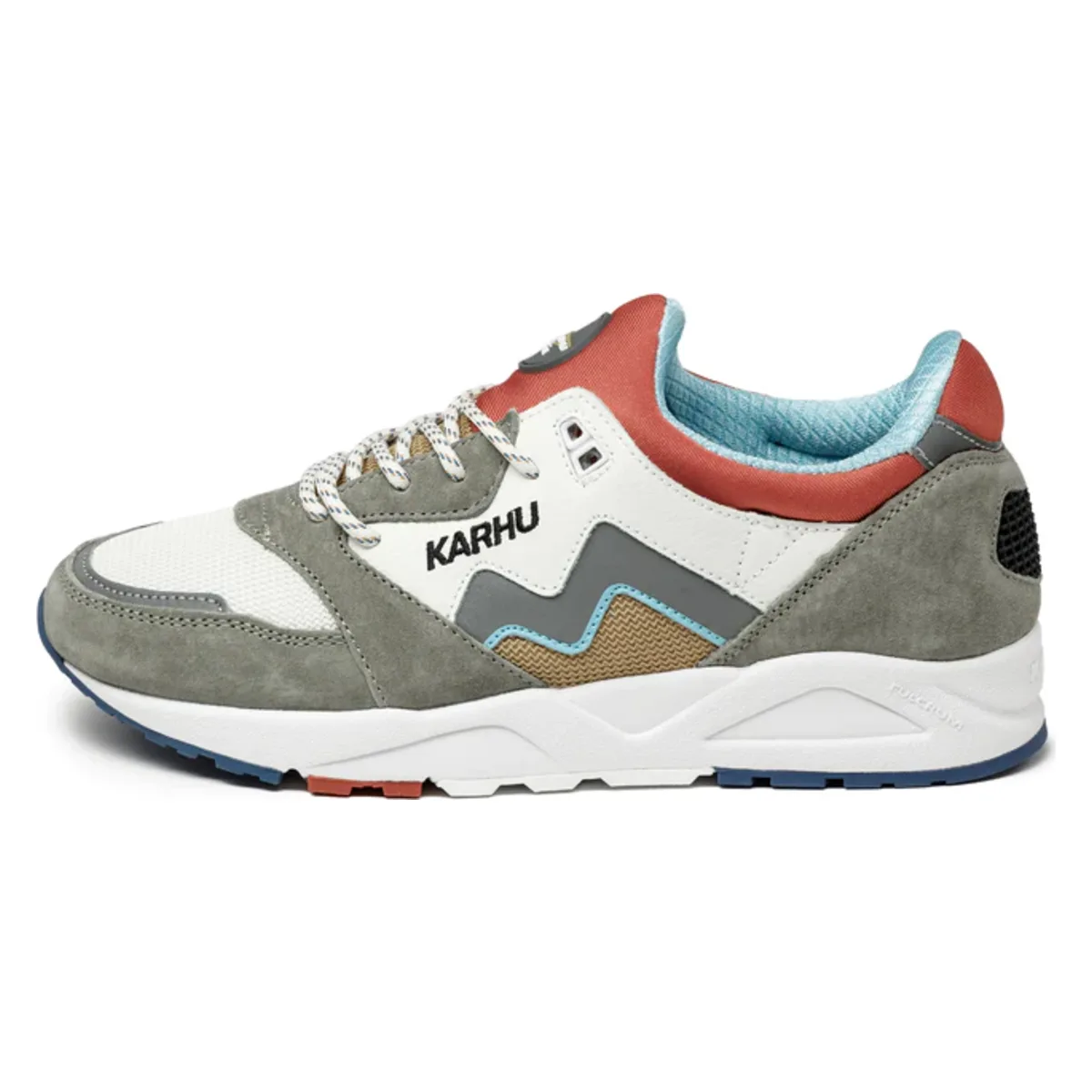 Karhu Aria 95 "The Forest Rules"