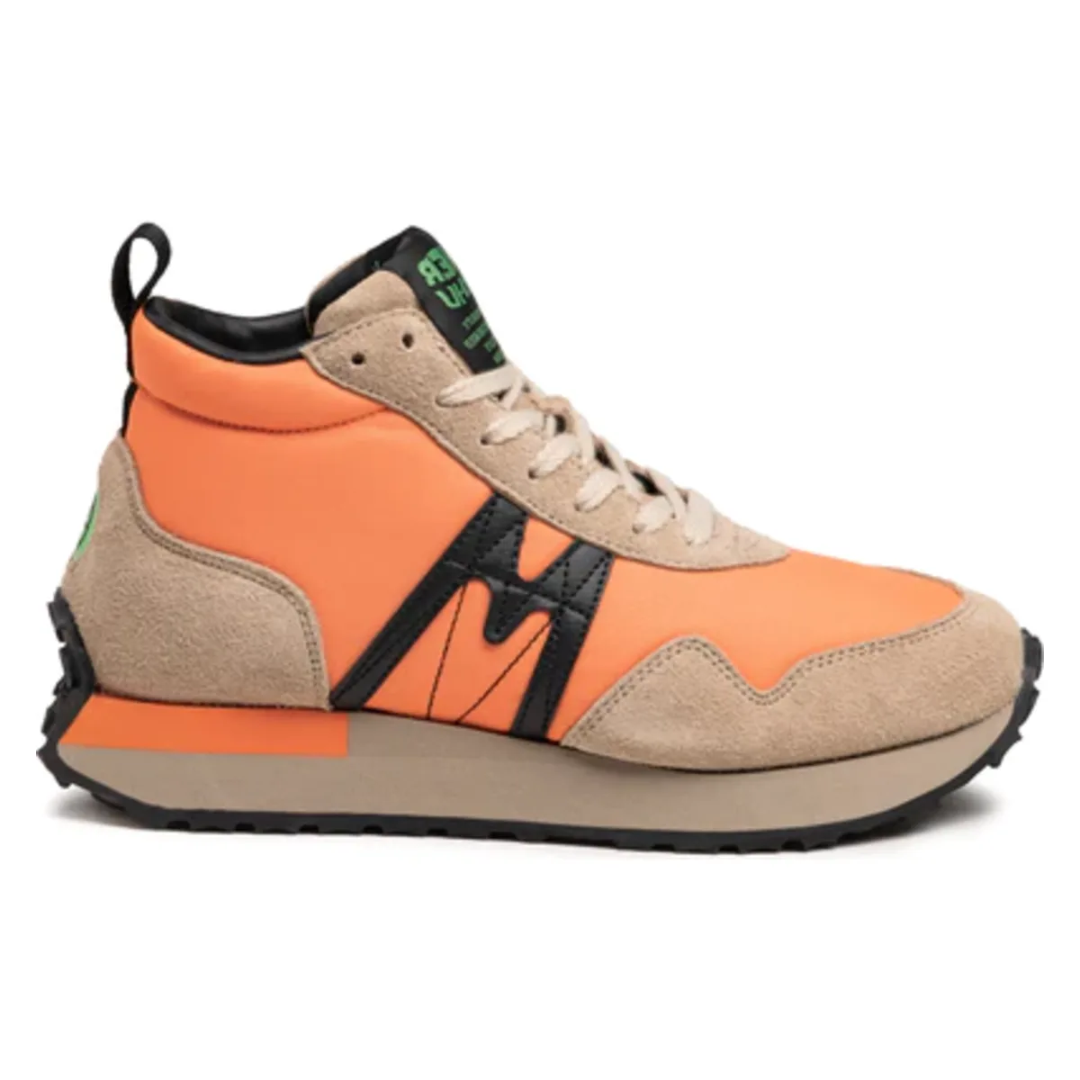 Karhu x Vyner Articles M-Runner "Todellisuuden Mestarit"