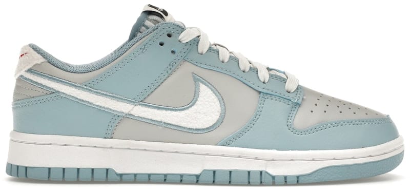 Nike Dunk Low Retro Fleece Swoosh Worn Blue