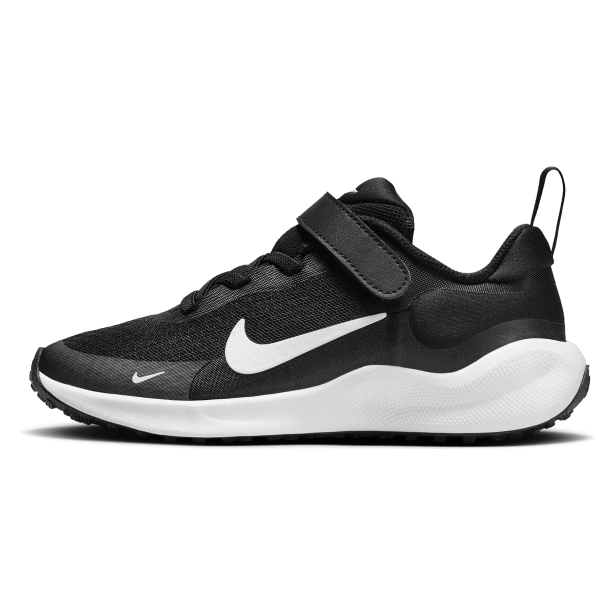 Nike Revolution 7