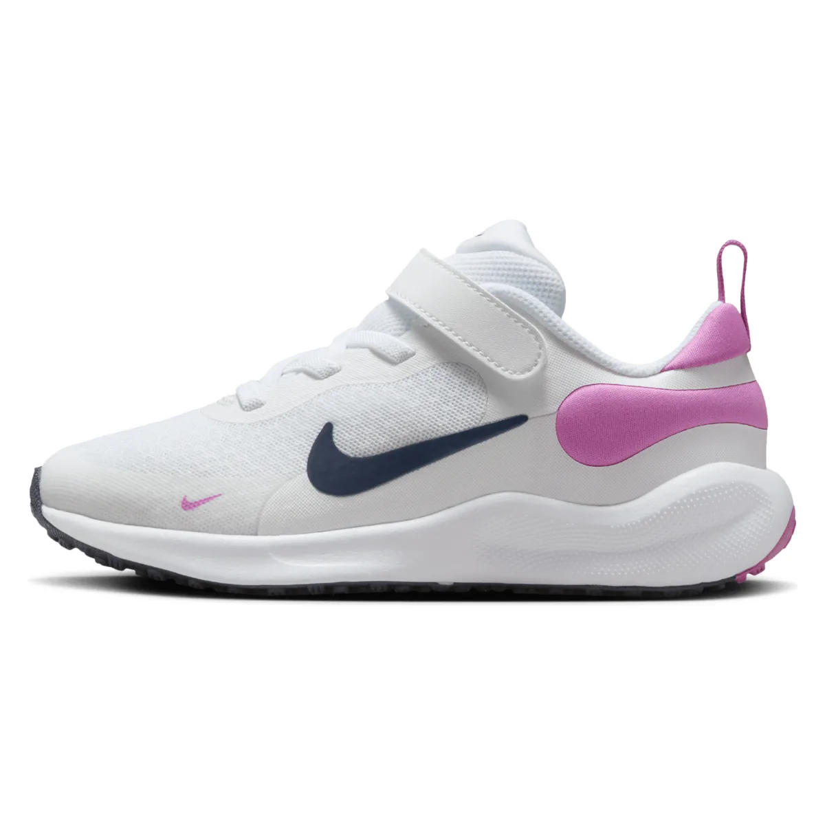 Nike Revolution 7