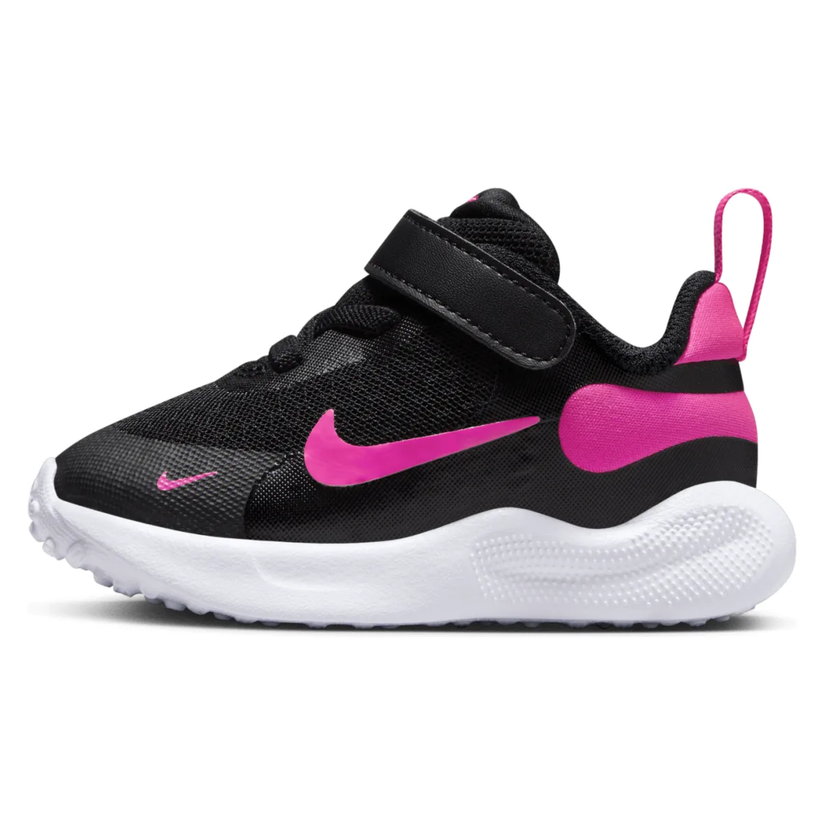 Nike Revolution 7