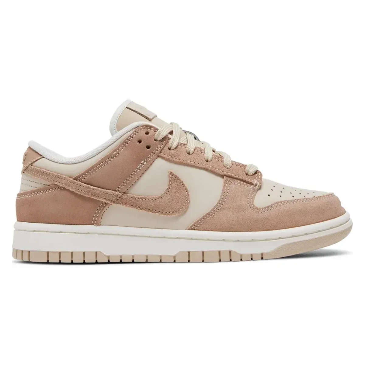 Nike Dunk Low SE Wmns "Sandrift"