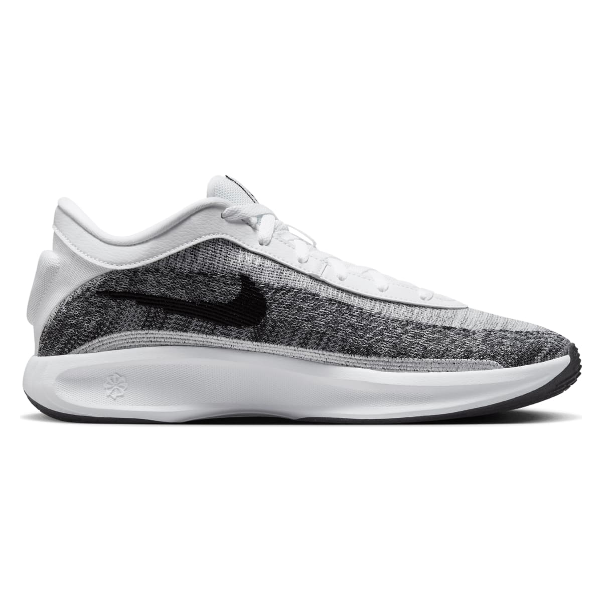 Nike G.T. Hustle Academy "Black White"