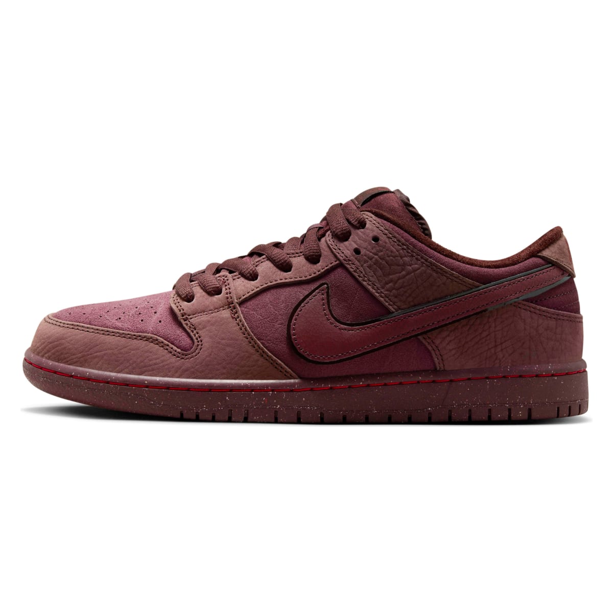 Nike SB Dunk Low "Burgundy Crush"