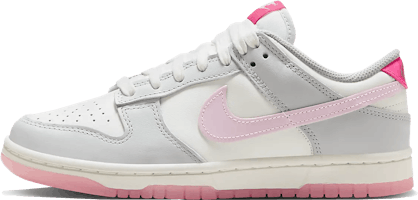 Nike Dunk Low Wmns "52"