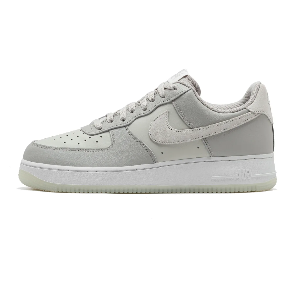 Nike Air Force 1 Low '07 LV8 Light Bone