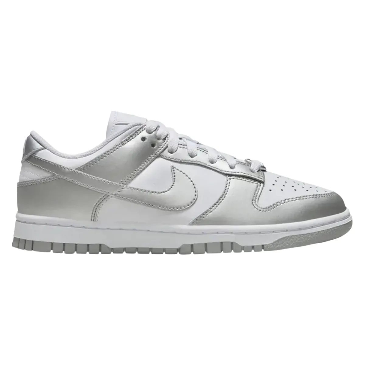 Nike Dunk Low Wmns "Metallic Silver"