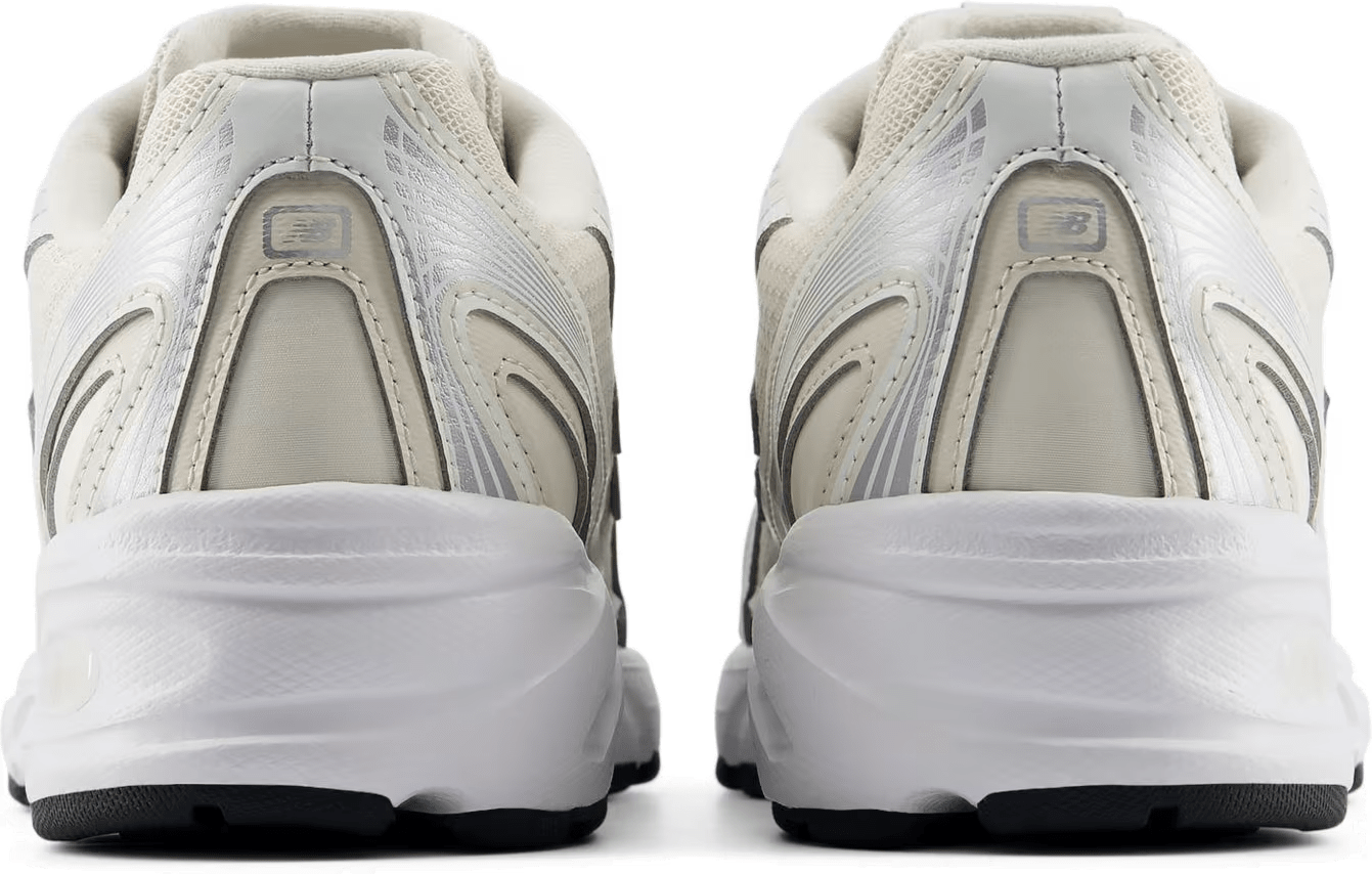 New Balance 740 Lace