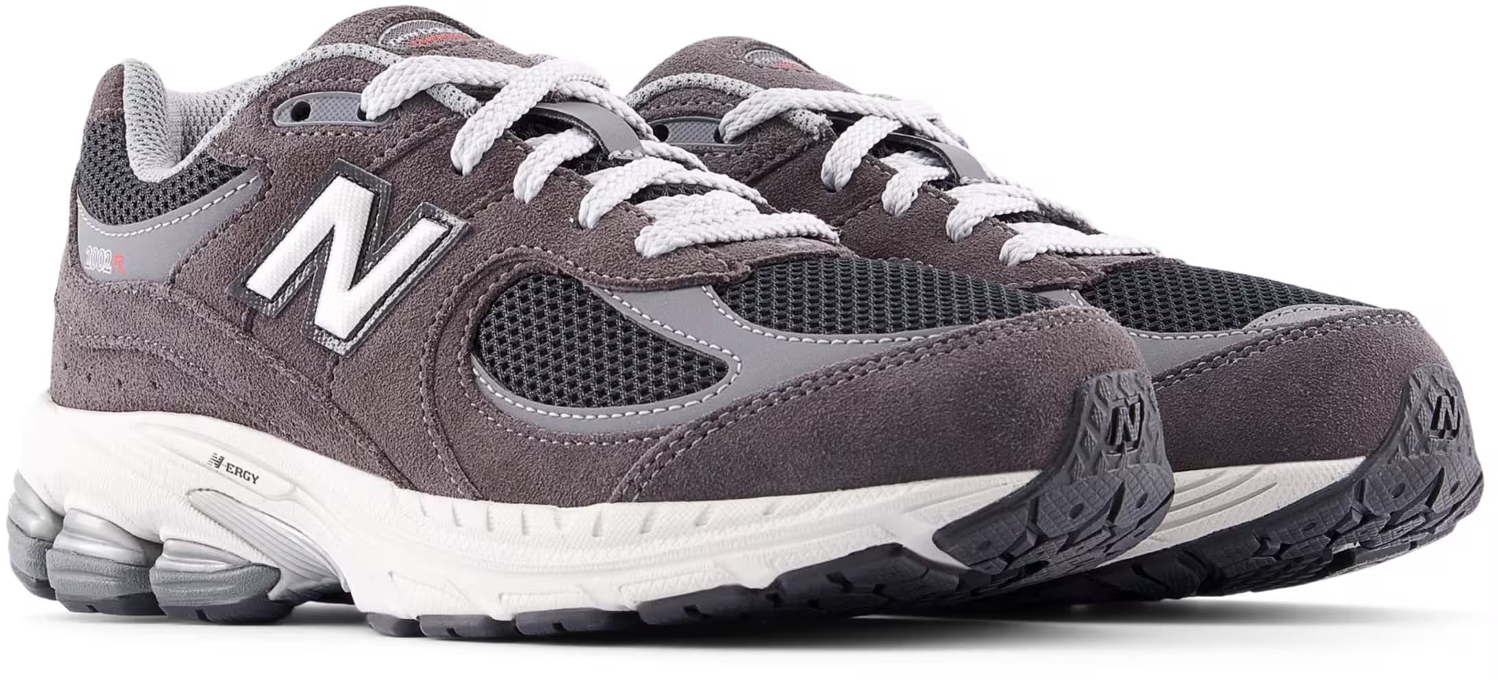 New Balance 2002r