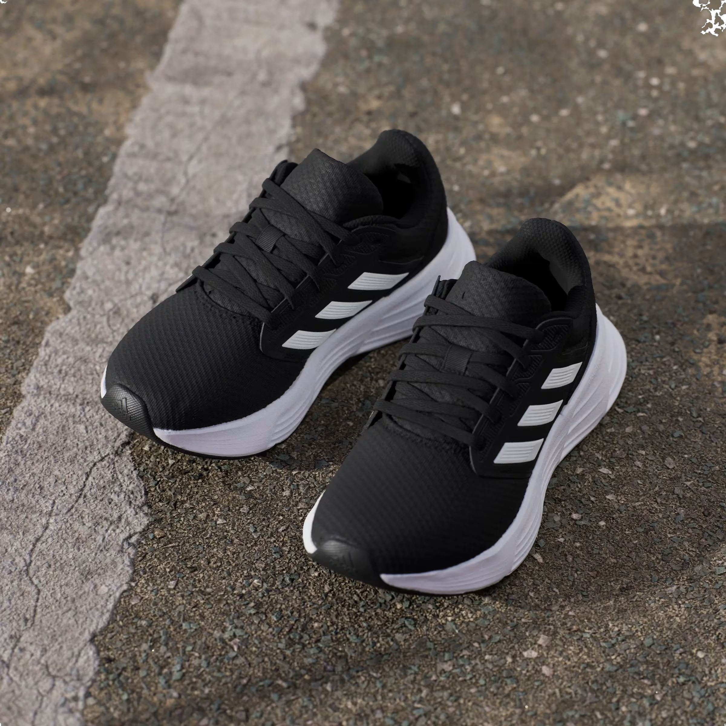 adidas Galaxy 6