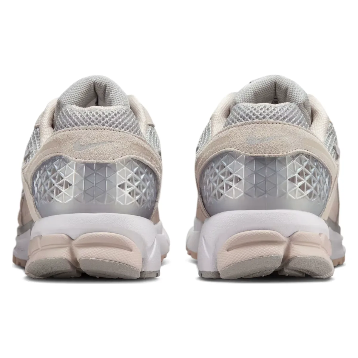 Nike Zoom Vomero 5 "Light Smoke Grey"
