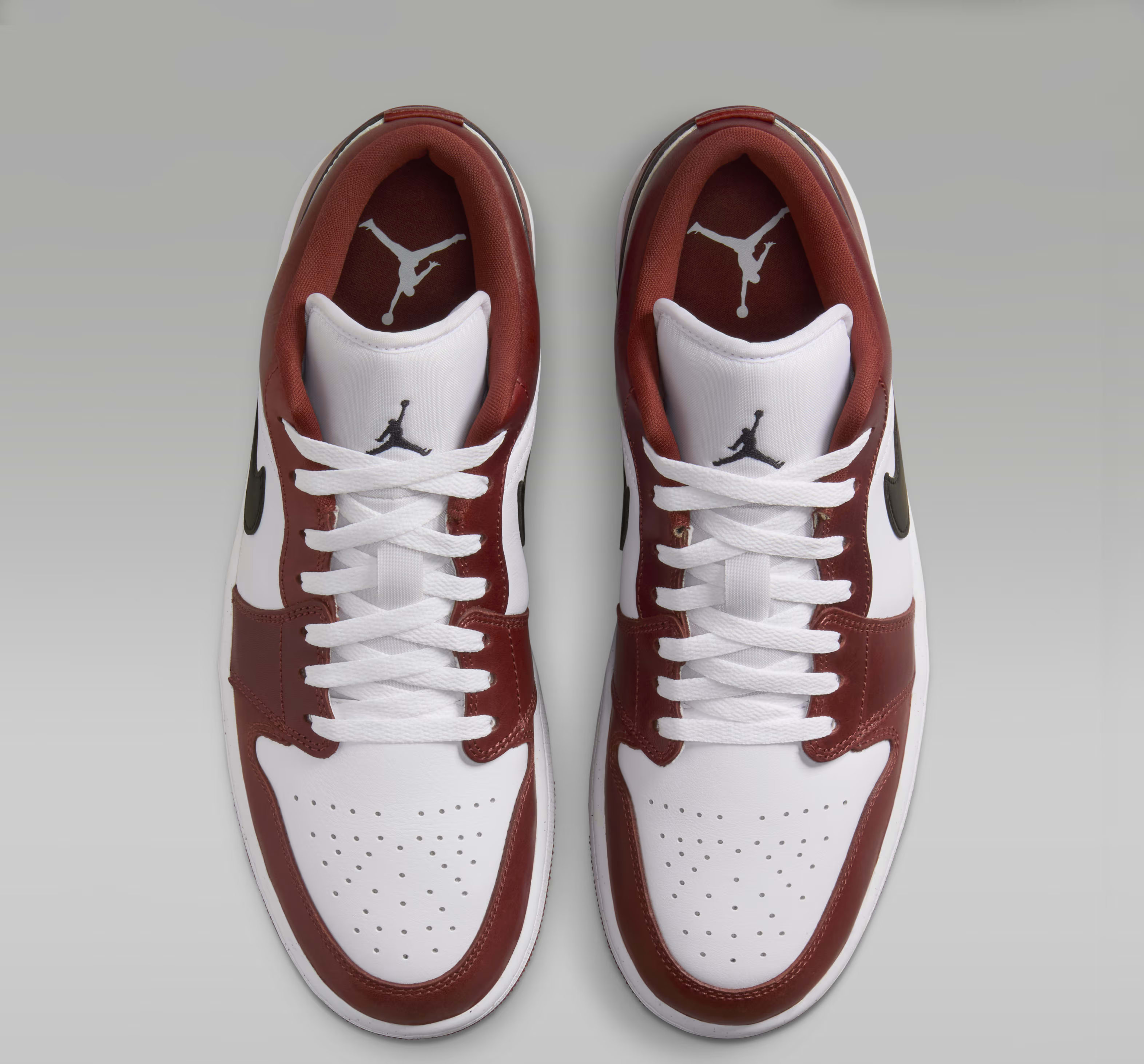 Air Jordan 1 Low SE "Dark Pony"
