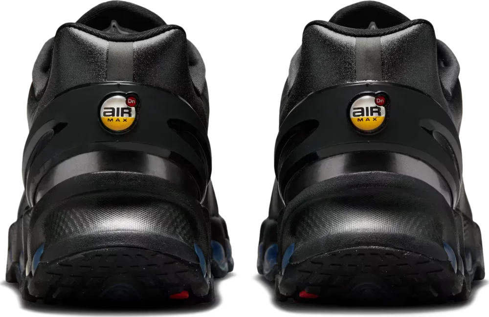 Nike Air Max DN8 Wmns "Black Metallic" 5