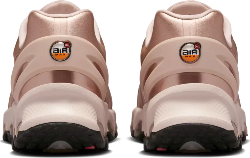 Nike Air Max DN8 Wmns "Metallic Red Bronze" 5