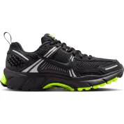 Nike Vomero 5 GS "Black Volt"