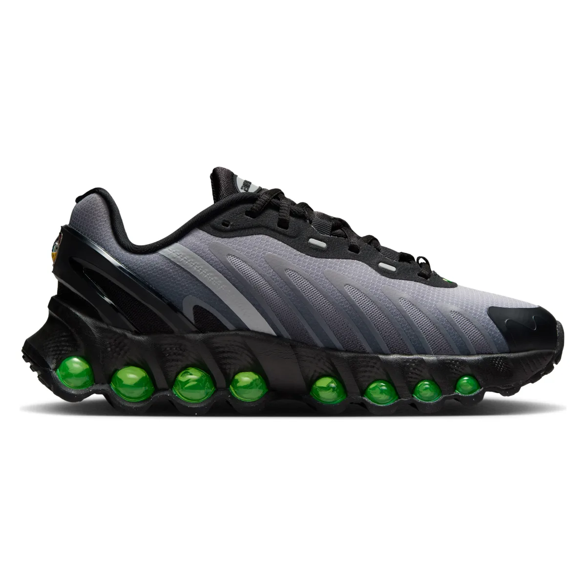 Nike Air Max DN8 GS "Black Volt" 1