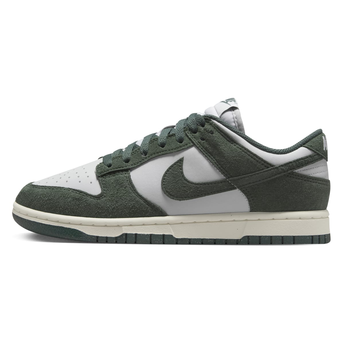 Nike Dunk Low "Vintage Green"
