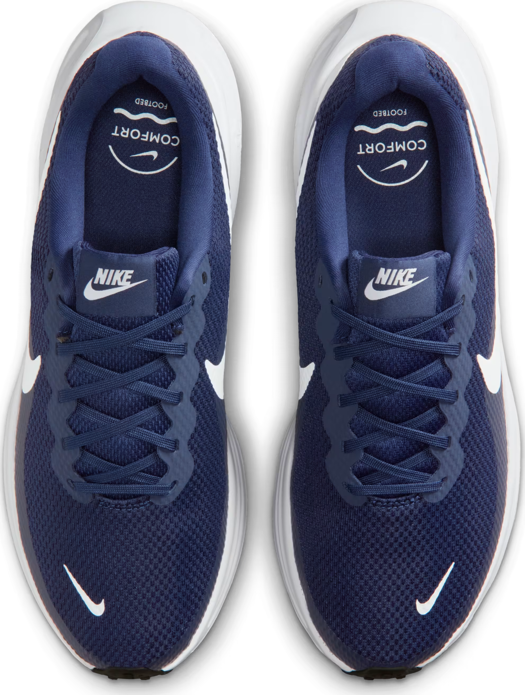 Nike Revolution 8