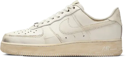 Nike Air Force 1 Low "Dirty Triple White"