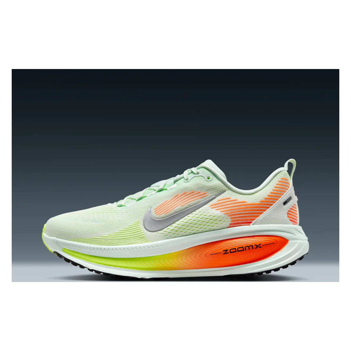 Nike Vomero 18 Barely Green Hyper Crimson